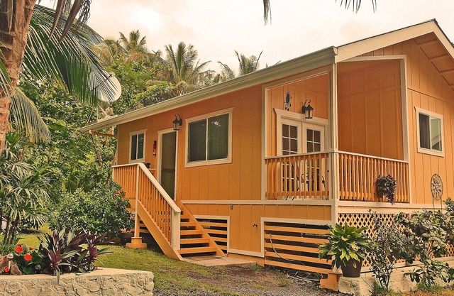 Oceanfront Cottage mit AC @ Kehena Beach, Hawaii