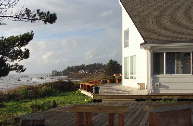Häuschen am Meer mit eigenem Whirlpool - genießen Sie das Meer von Deck oder Wohnzimmer!