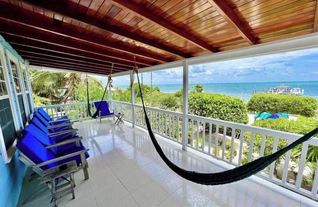Beach Front 3 Schlafzimmer 2 Bad Haus mit privatem Pool, Dock, Beach & AC