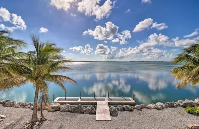 oceanfront large newer dream house with fabulous sunset views