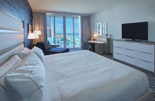Oceanfront Luxury: Pool, Balcony with Views, Steps to Beach & Local Adventures