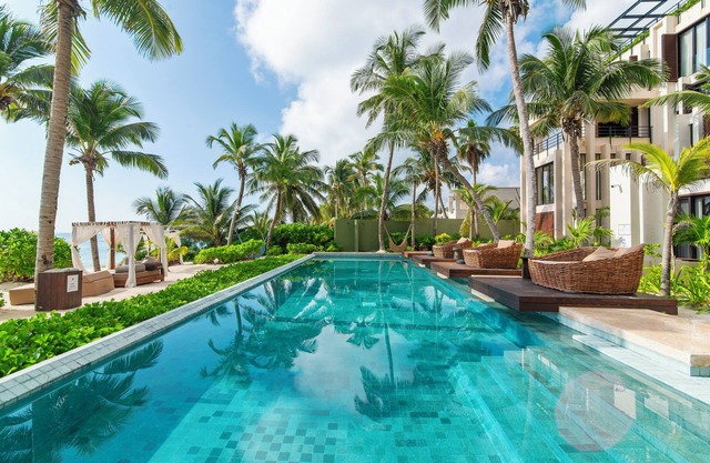 OCEANFRONT LUXURY CONDO IN TULUM/TANKAH WITH BEACHCLUB