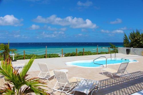 Oceanfront Oasis Home with cottage & pool