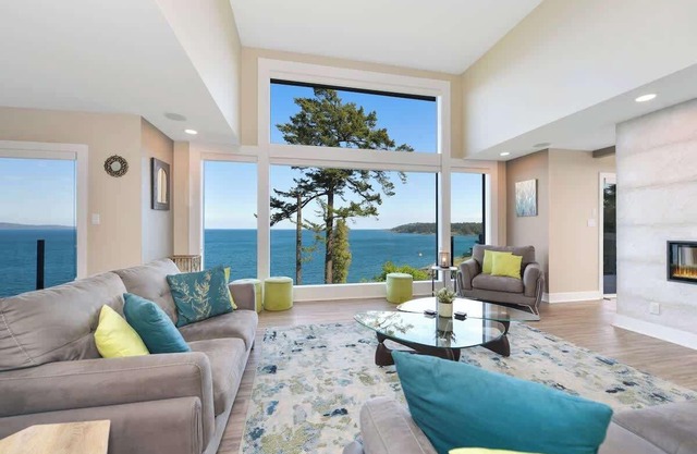 Oceanfront Oasis Summ