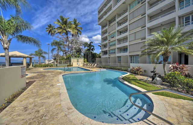 Oceanfront Resort Condo 2 Mi. vom Rincon Plaza!