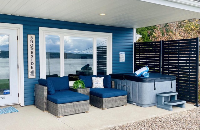 Oceanfront Shoreside Unit at Fox Point Shore Rentals