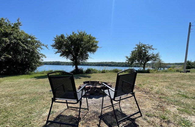 Oceanfront - Taunton Bay Cabin