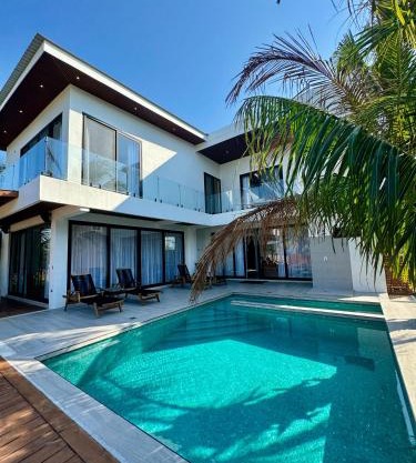 Oceanfront - Villa Catalina - Beach House