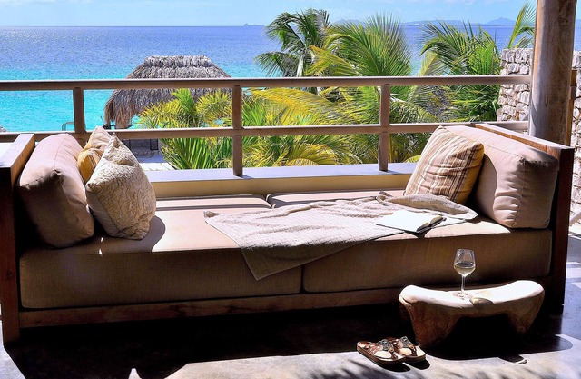 Oceanfront Villa mit privater Strandterrasse, am besten Tauchplatz!