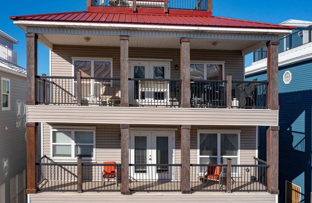Oceanside Oasis on Pensacola Beach!