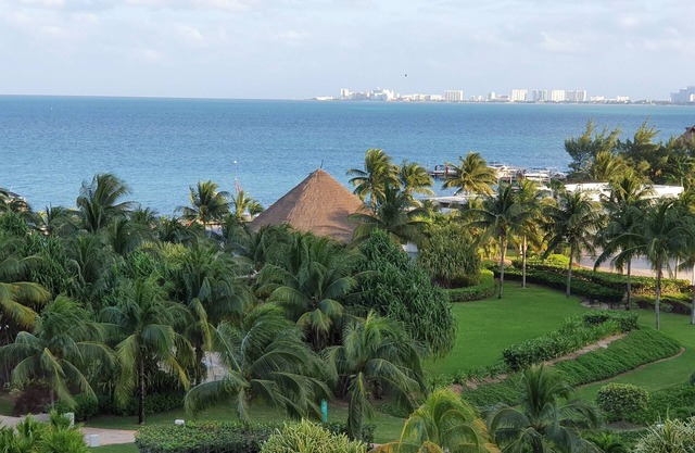 Oceanside mit spektakulärer Aussicht, sehr große 2 bdr Wohnung in Cancun