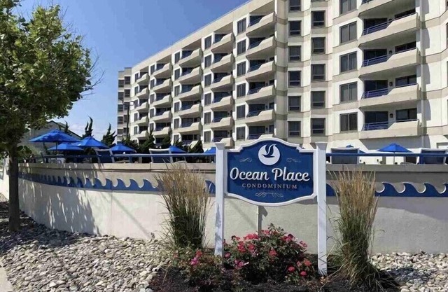 Oceanside vacation condo