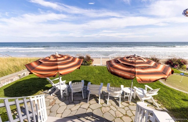 Oceanside Villa Retreat w/Private Beach