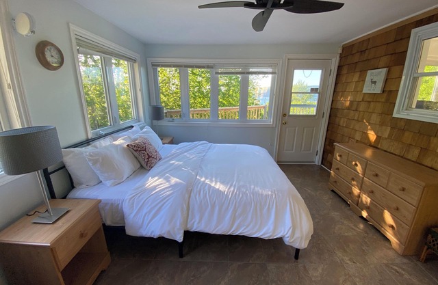 Oceanview Cottage on Cabot Trail - Main Level