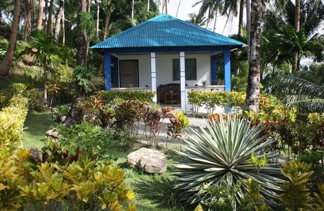 Octopussy Bungalow Beach Resort