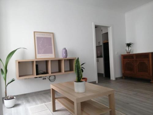 Oeste Garden Suites