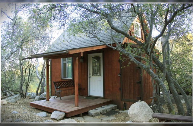 Aus dem Grid Tiny House bei Spirit Walk