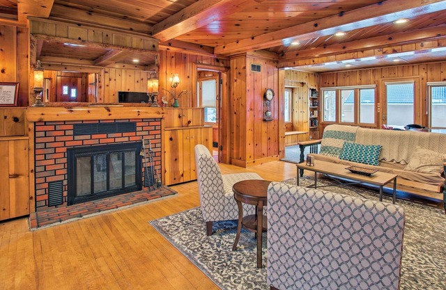 NEU-Riverfront Home 13Mi zu Snowbasin & Powder Mtn