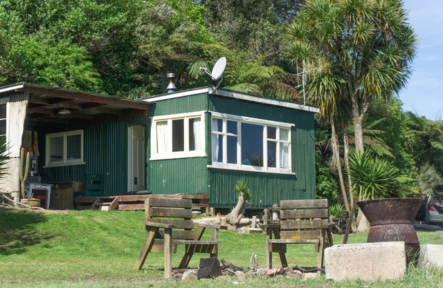OHIWAHEAVEN Echter traditioneller Kiwi Bach Abgeschieden !!