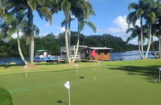 "OKEETIME" New"One of a kind property" fishing,& golfing . Pontoon available.