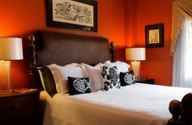 Old Capitol Inn
