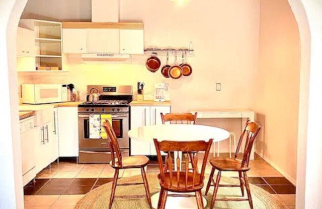 Old Commercial Building with High Ceilings & Charm