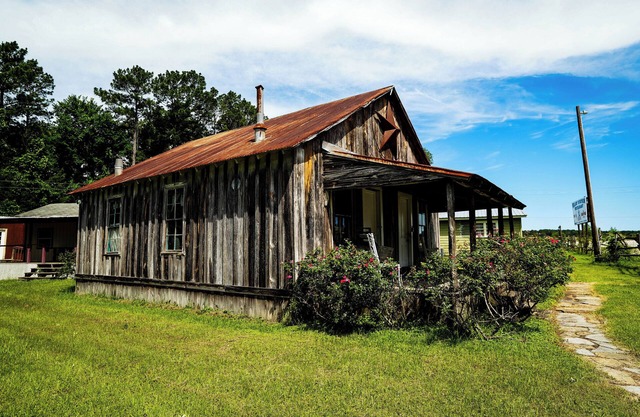 Old Fashioned 1930s Country Cottage Retreat in Plantersville - Near TX Ren Fest