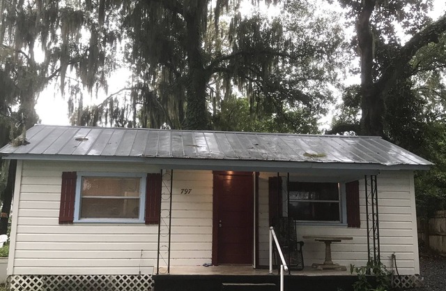 alte Florida Cottage Kanalfront
