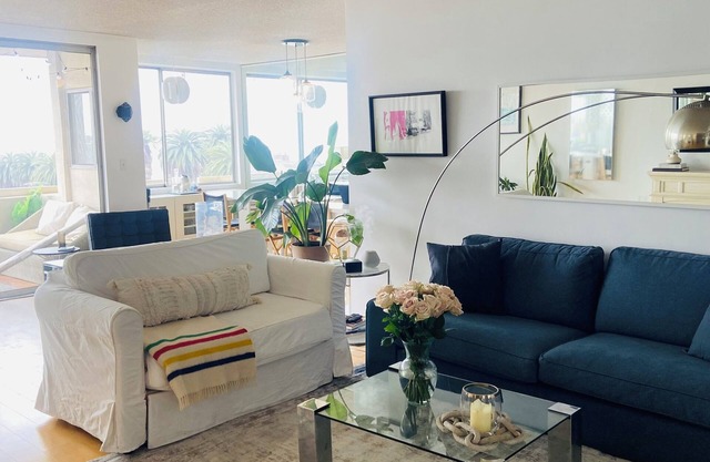 Old-Hollywood Charm w/City Views | Penthouse at base of Runyon Canyon