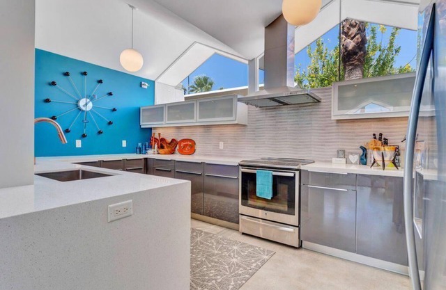 Old Las Palmas Merito Manor