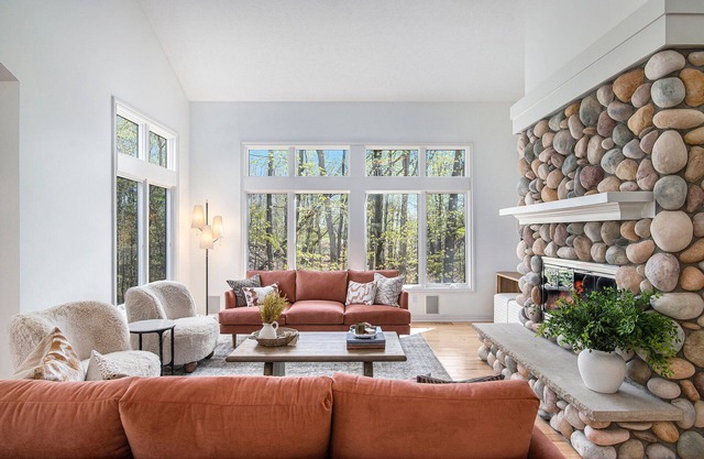 Old Mission Peninsula private wooded estate, luxury home, 5 min walk to lake.