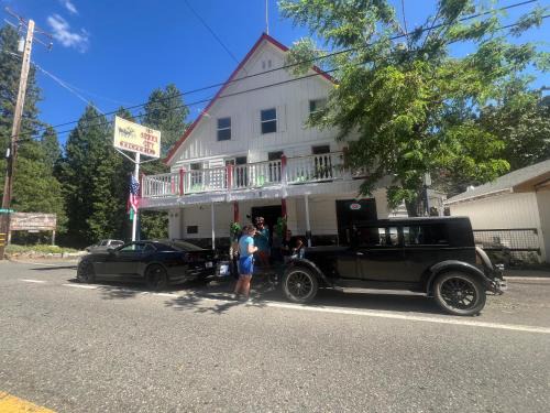 Old Sierra City Hotel