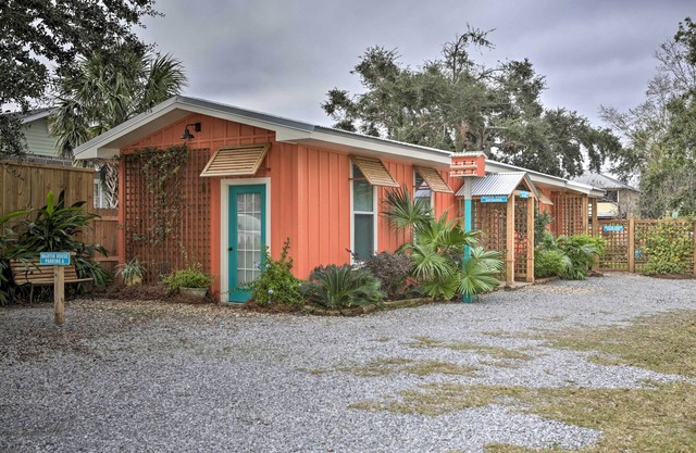 NEU! Old Town Getaway - zu Fuß zu den Geschäften, Restaurants, Bay