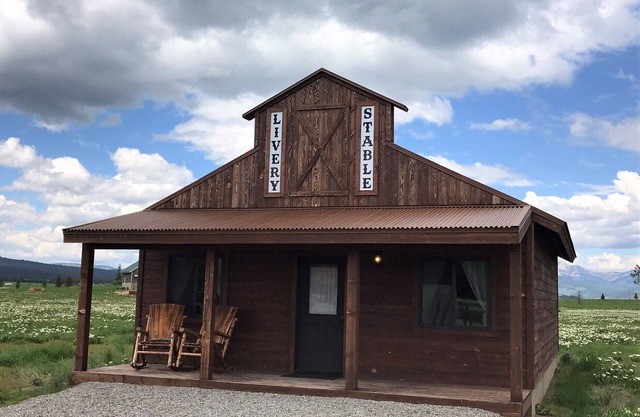 Old West Escapes, Livery Stable (Near YNP)