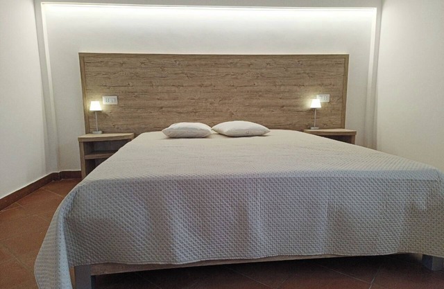 Olive & Sea Villa - Olive Charming holiday home near the sea in an olive grove .