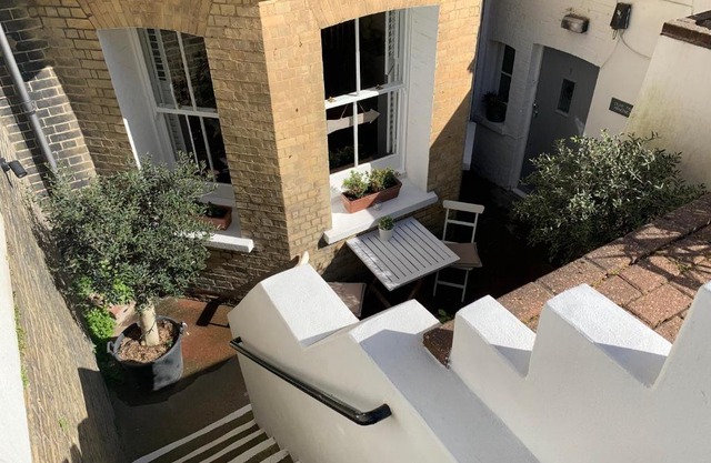 Olive Tree Apartment Hove