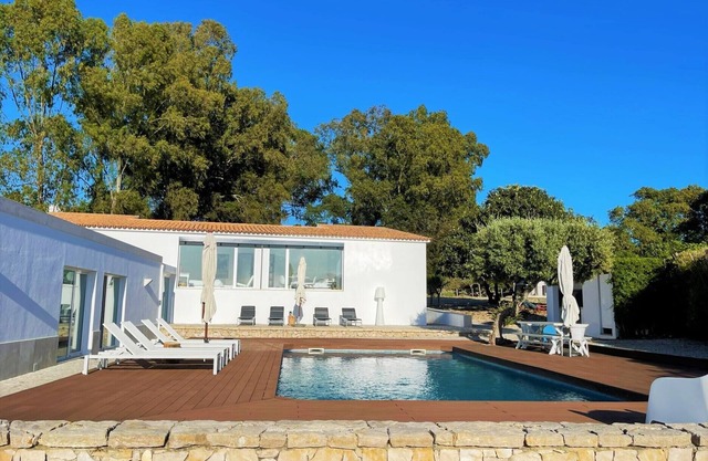 Villa Olivenbaum - Meco Strand -Klimaanlage Pool und privater Garten