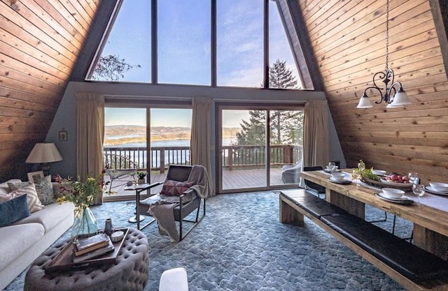 OMG VIEWS for relaxing getaway. KING bed / 🔥WiFi