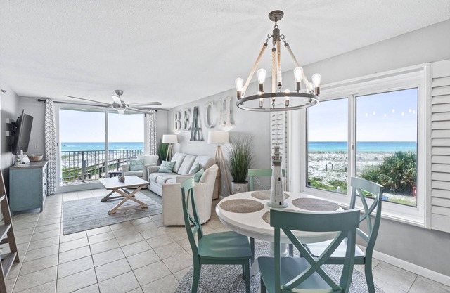 ON BEACH, INSANE VIEWS, OWNER MANAGED, SAVE MONEY, PRIVATE BEACH , DESTIN FL !!!