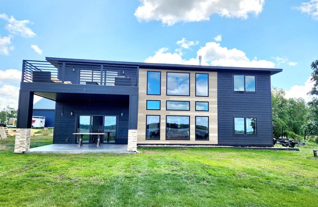 Wunderschönes Haus mit 4 Schlafzimmern und 2 Bädern am Maple Lake ~ für 11 Personen