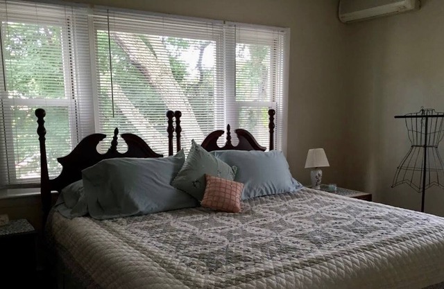 On Mount Auburn st … 2 miles from Harvard Sq.. on bus line