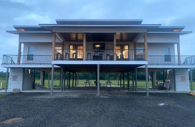 ON THE ROCKS is the place to be!!! A new spacious cabin & fully stocked!