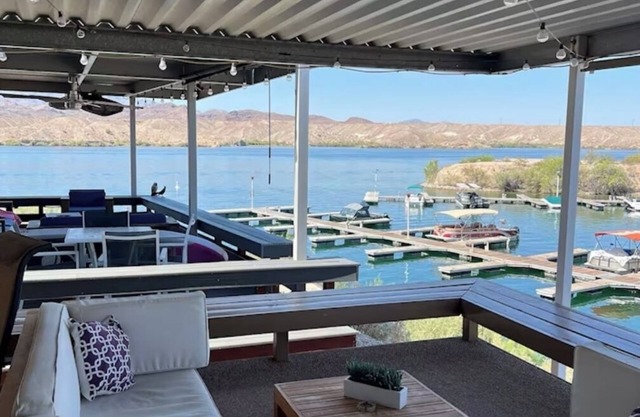 On The Water in Havasu. 2 beds.