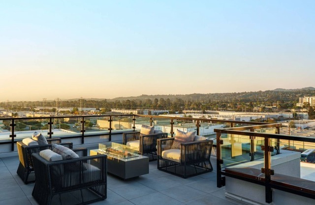 One Adrian 1BR Condo with Resort-style pool