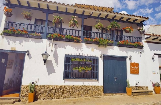 One and a half blocks from the main square! Nice and cozy hotel.