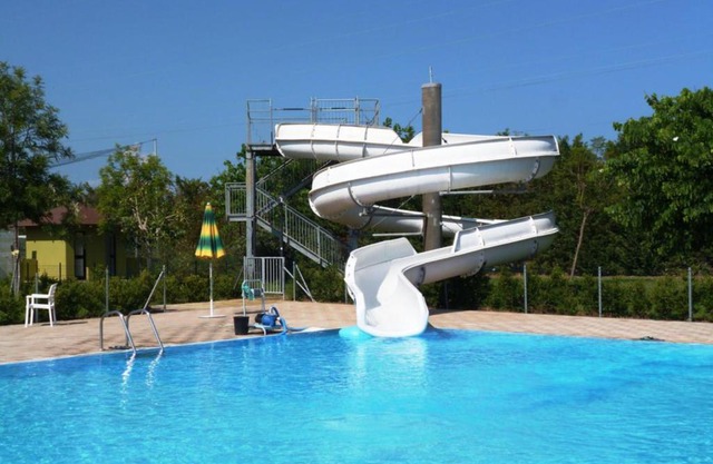 One Bed Apartment, 80G Pizzo Beach Club Italy