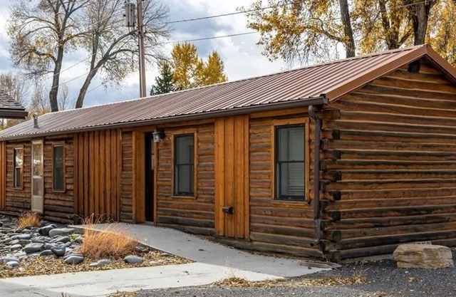 One bed one bath Bunkhouse