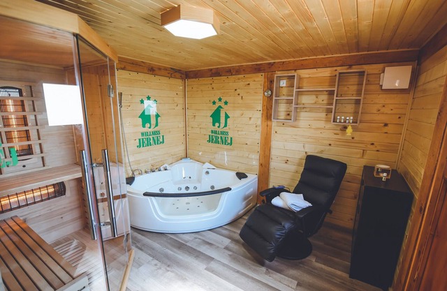 One Bedroom Apartment Marjana with Onsite Wellness