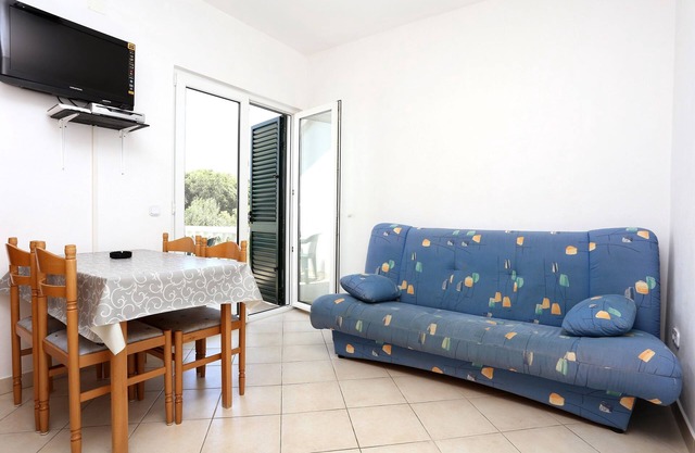 1-Zimmer-Ferienwohnung mit Terrasse Drace, Peljesac (A-10127-c)