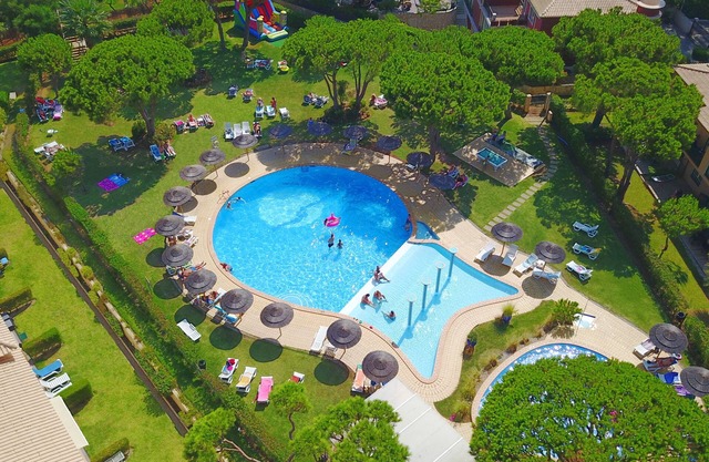 Ein Schlafzimmer Apt | 300m vom Strand | 2 Pools | Kostenloses WLAN | Zentral